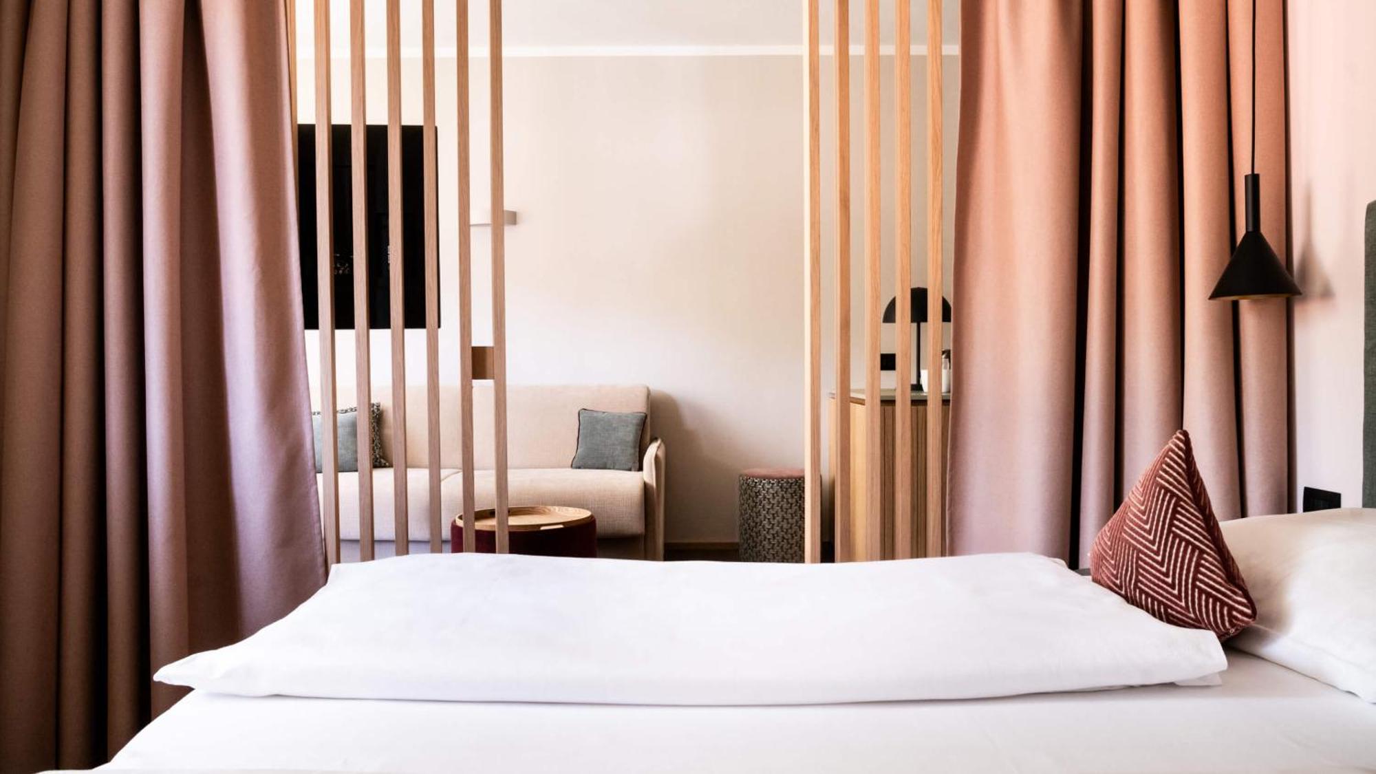 Flora Hotel & Suites Merano Kültér fotó