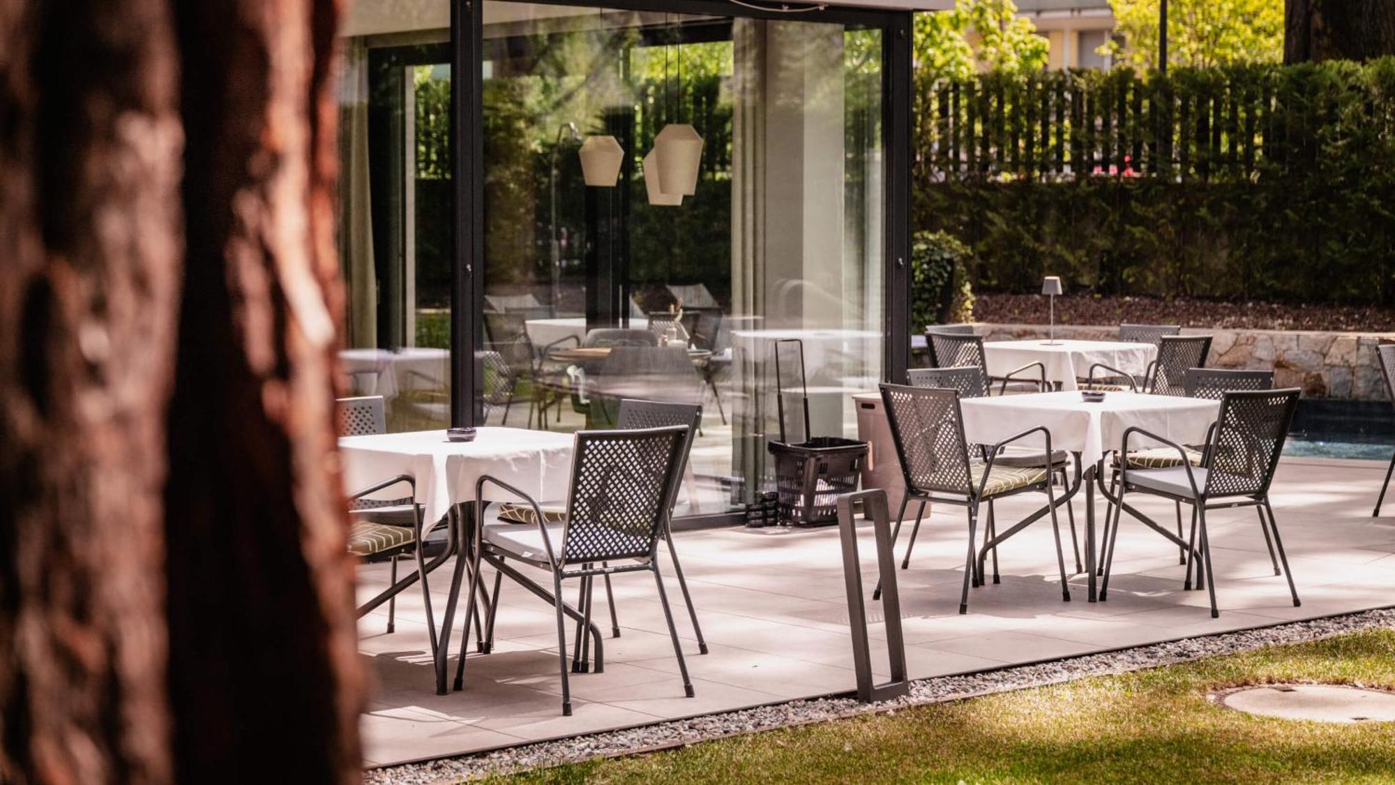 Flora Hotel & Suites Merano Kültér fotó