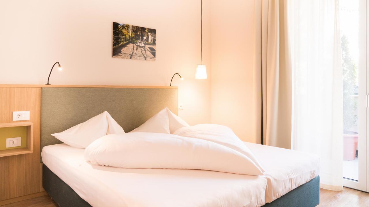 Flora Hotel & Suites Merano Kültér fotó