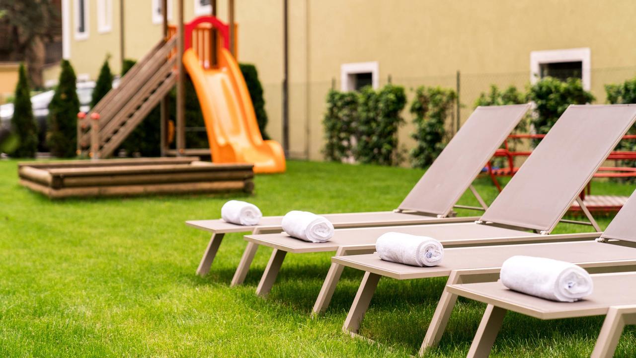 Flora Hotel & Suites Merano Kültér fotó